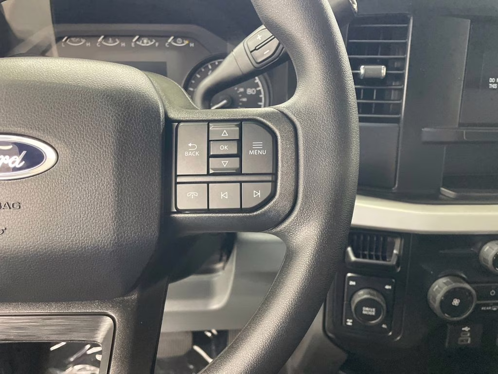 2026 OXFORD WHITE Ford Super Duty F-250 SRW STX 4X4 Truck