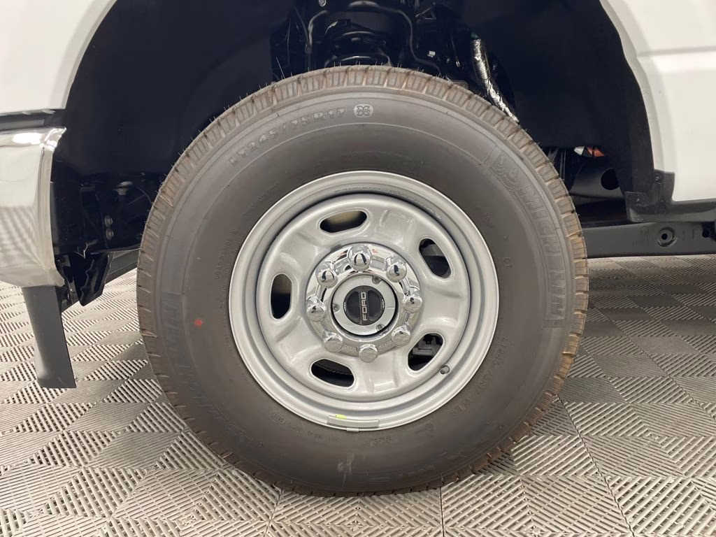 2026 OXFORD WHITE Ford Super Duty F-250 SRW XL 4X4 Truck