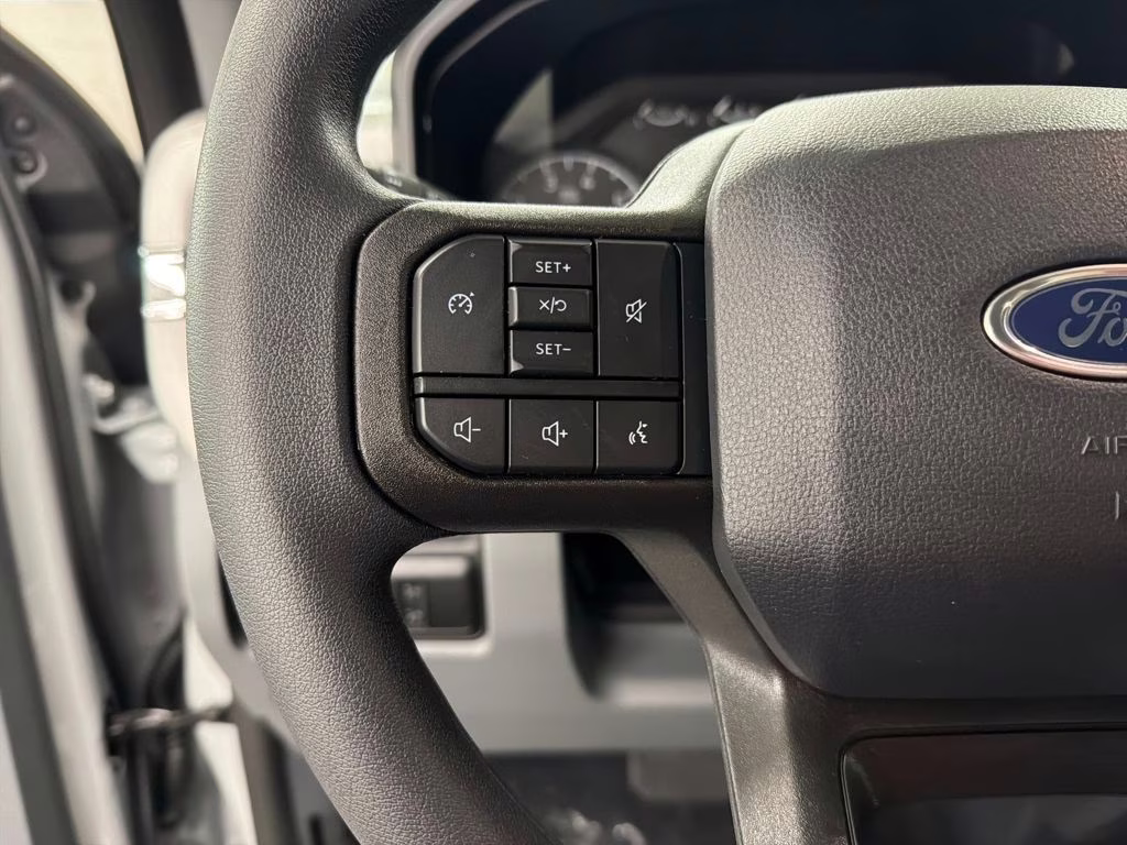 2026 AVALANCHE Ford Super Duty F-250 SRW STX 4X4 Truck