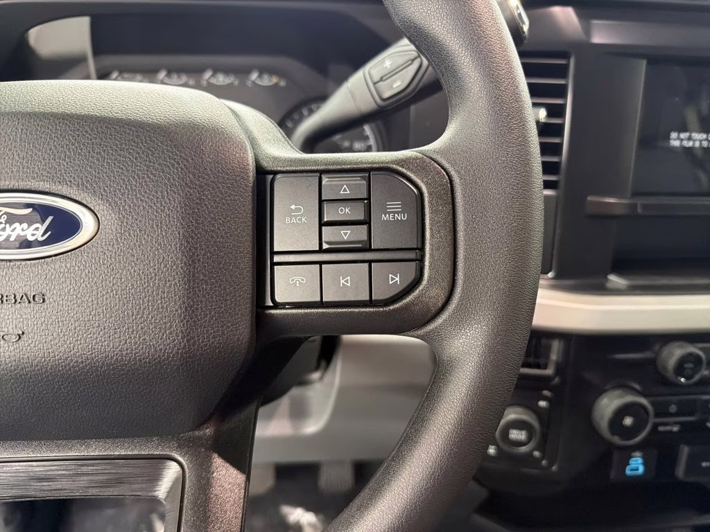 2026 AVALANCHE Ford Super Duty F-250 SRW STX 4X4 Truck