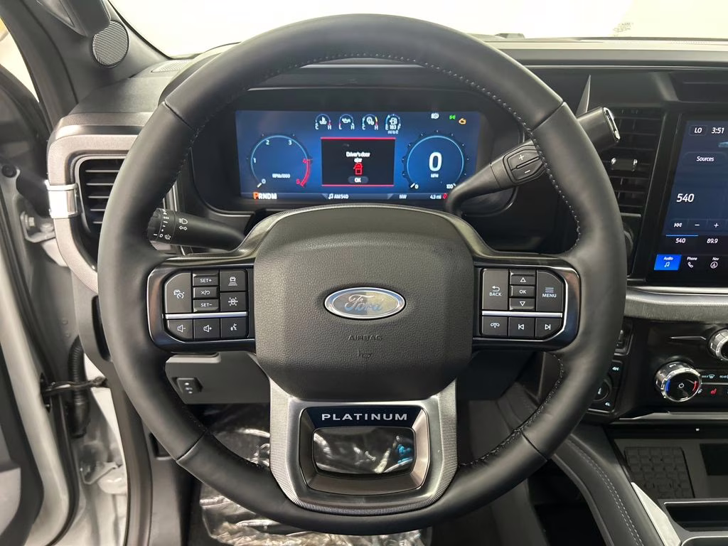 2026 AVALANCHE Ford Super Duty F-250 SRW Platinum 4X4 Truck