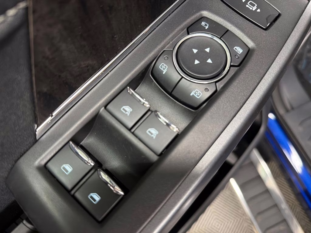 2026 ARGON BLUE Ford Super Duty F-250 SRW Lariat 4X4 Truck