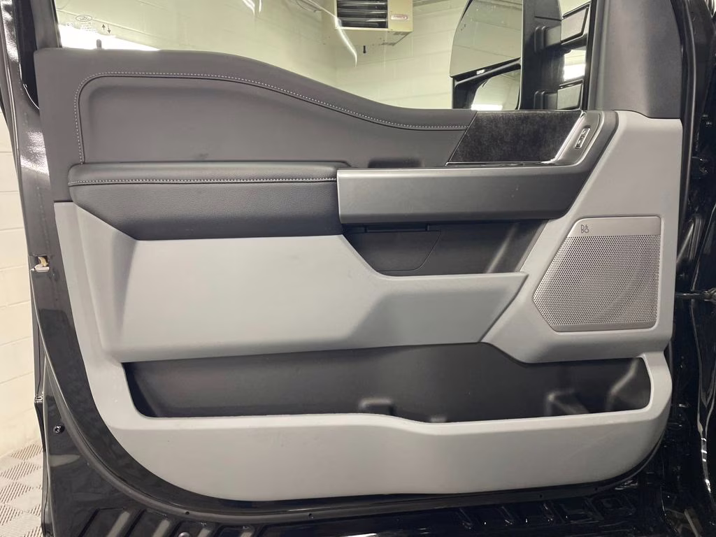 2026 AGATE BLACK Ford Super Duty F-250 SRW XLT Rocky Ridge 4X4 Truck