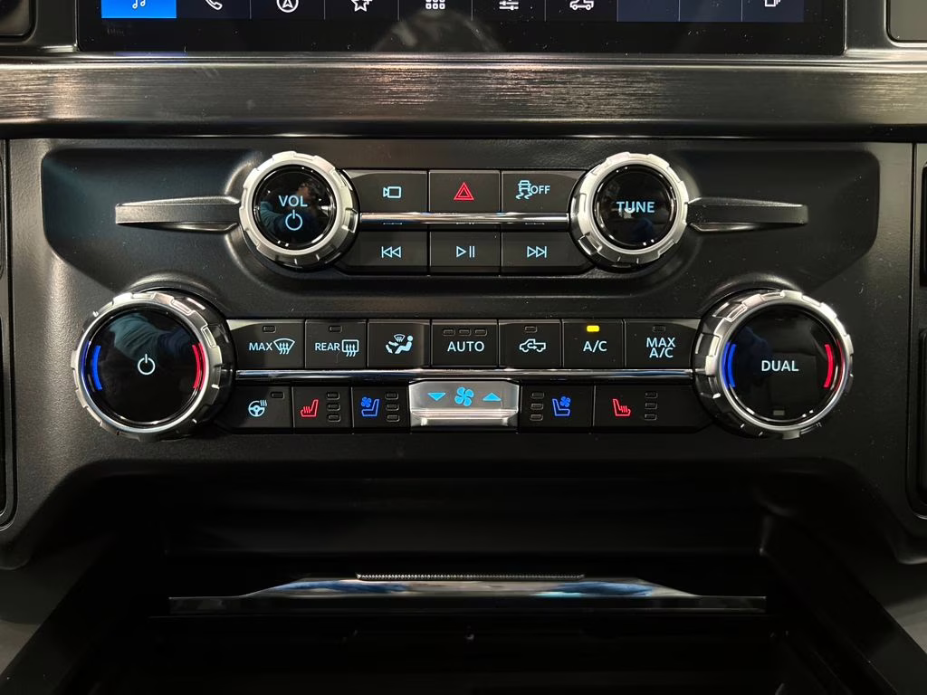 2026 CARBONIZED GRAY Ford Super Duty F-250 SRW Lariat 4X4 Truck