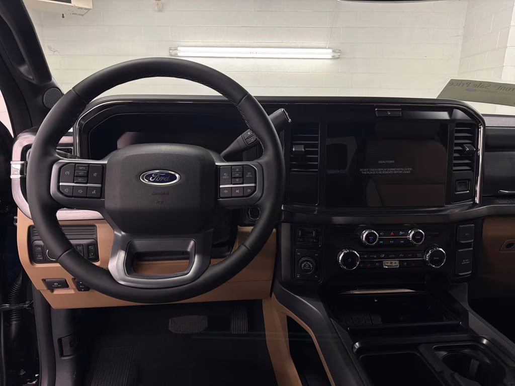 2026 Agate Black Metallic Ford Super Duty F-350 SRW Lariat 4X4 Truck