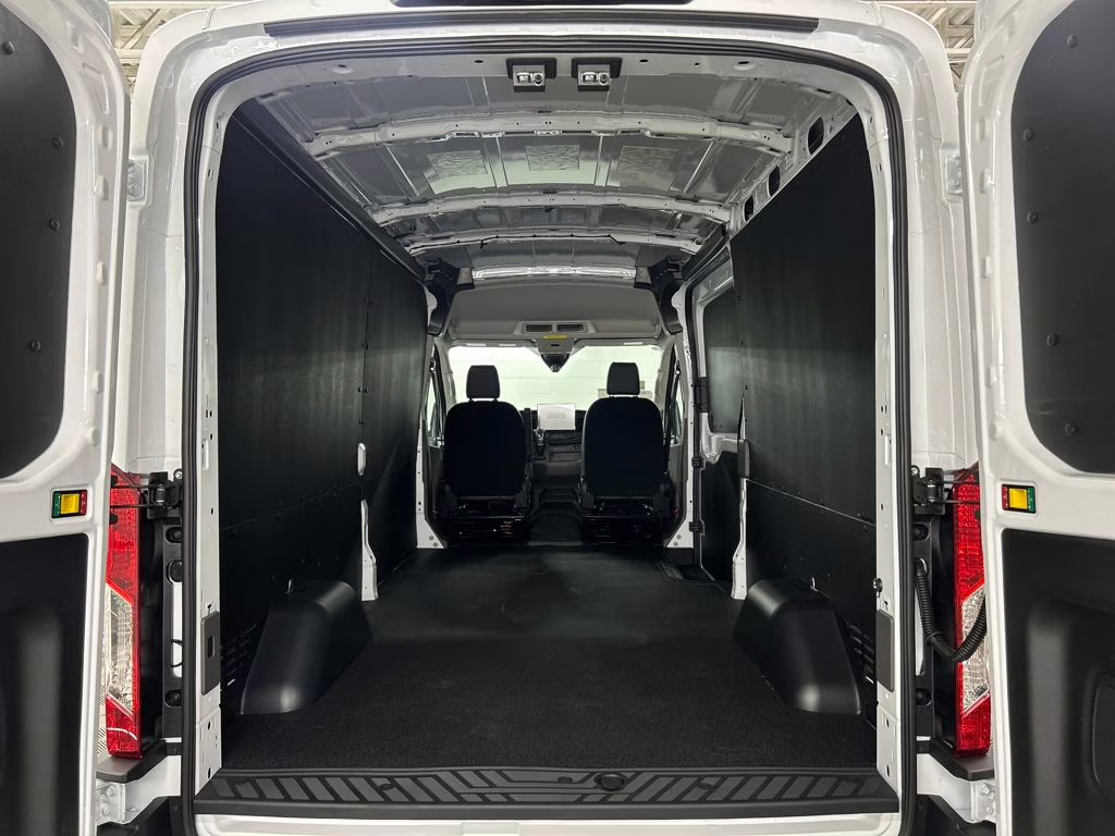 2026 OXFORD WHITE Ford Transit-250 Base RWD Van