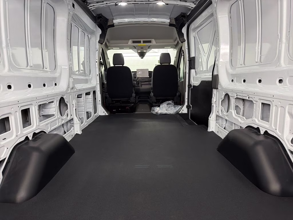 2026 OXFORD WHITE Ford Transit-250 XL RWD Van