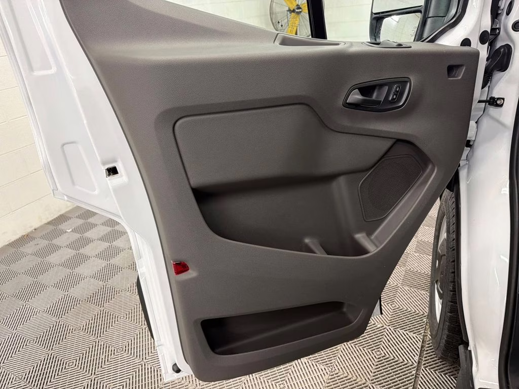 2026 OXFORD WHITE Ford Transit-250 Base RWD Van