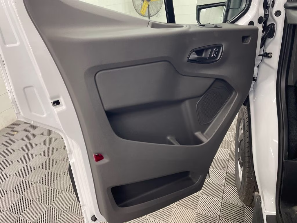 2026 OXFORD WHITE Ford Transit-250 XL RWD Van