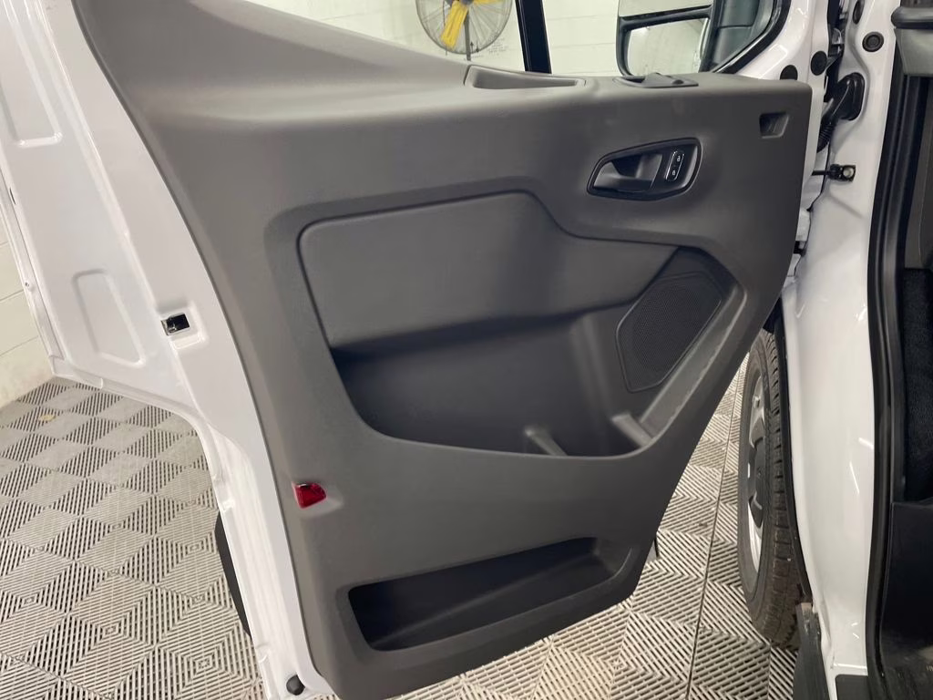 2026 OXFORD WHITE Ford Transit-250 Base RWD Van