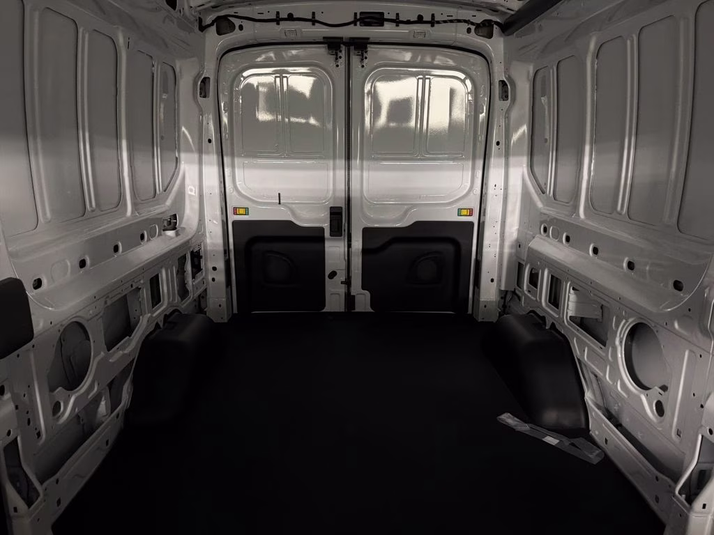 2026 OXFORD WHITE Ford Transit-250 XL RWD Van