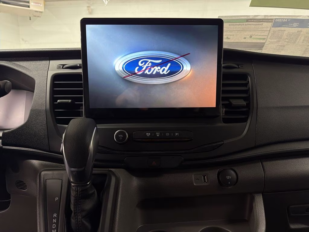 2026 OXFORD WHITE Ford Transit-250 XL RWD Van