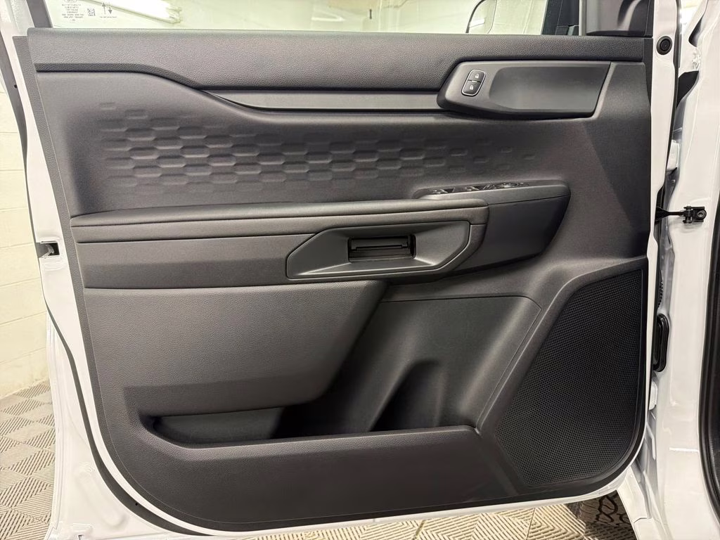2025 OXFORD WHITE Ford Ranger STX RWD Truck