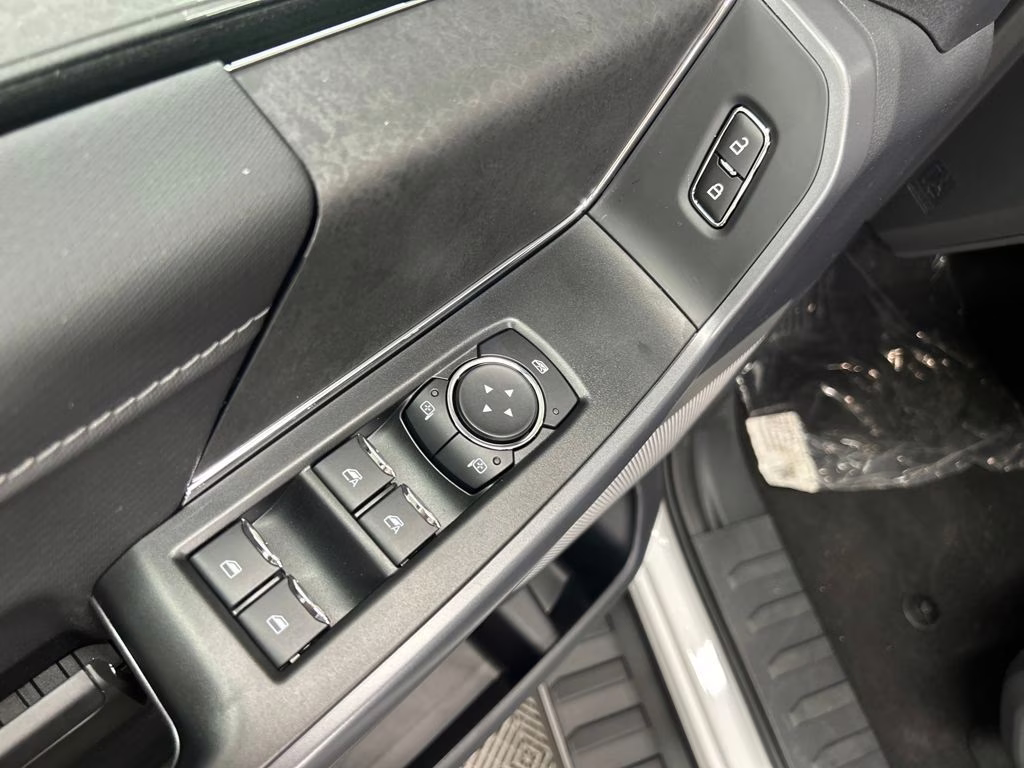 2025 OXFORD WHITE Ford F-150 XLT RWD Truck