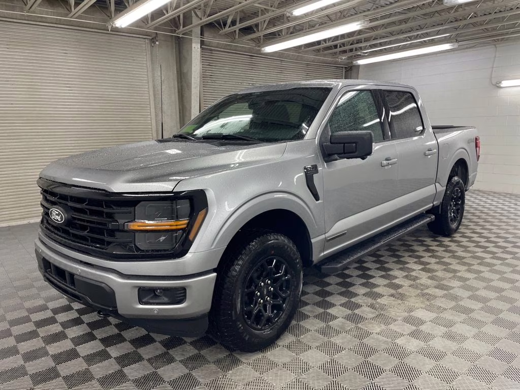 2025 ICONIC SILVER Ford F-150 XLT 4X4 Truck