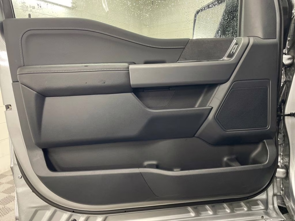 2025 ICONIC SILVER Ford F-150 XLT 4X4 Truck