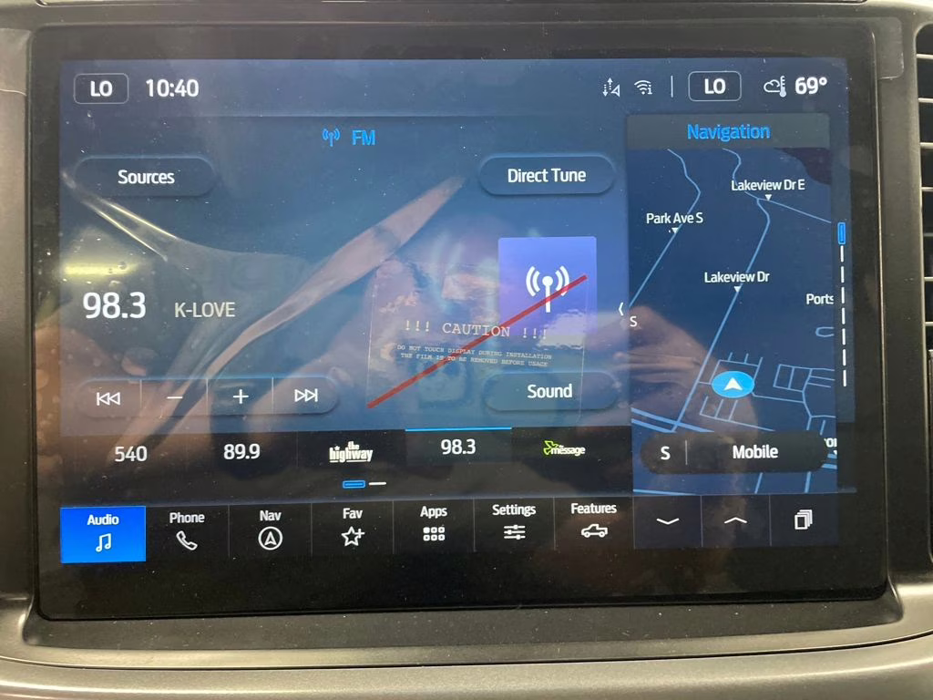 2025 ICONIC SILVER Ford F-150 XLT 4X4 Truck