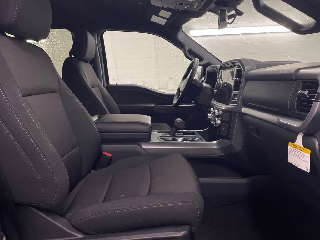 2025 ICONIC SILVER Ford F-150 XLT 4X4 Truck