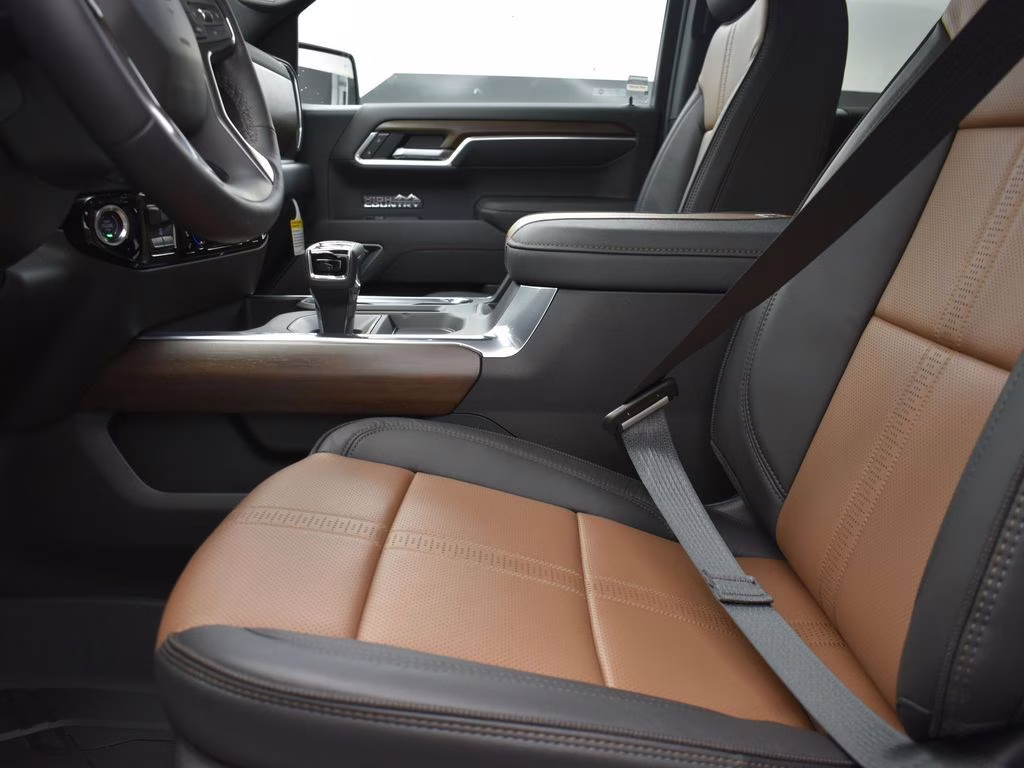 2025 Pearl Chevrolet Silverado 1500 High Country 4X4 Truck