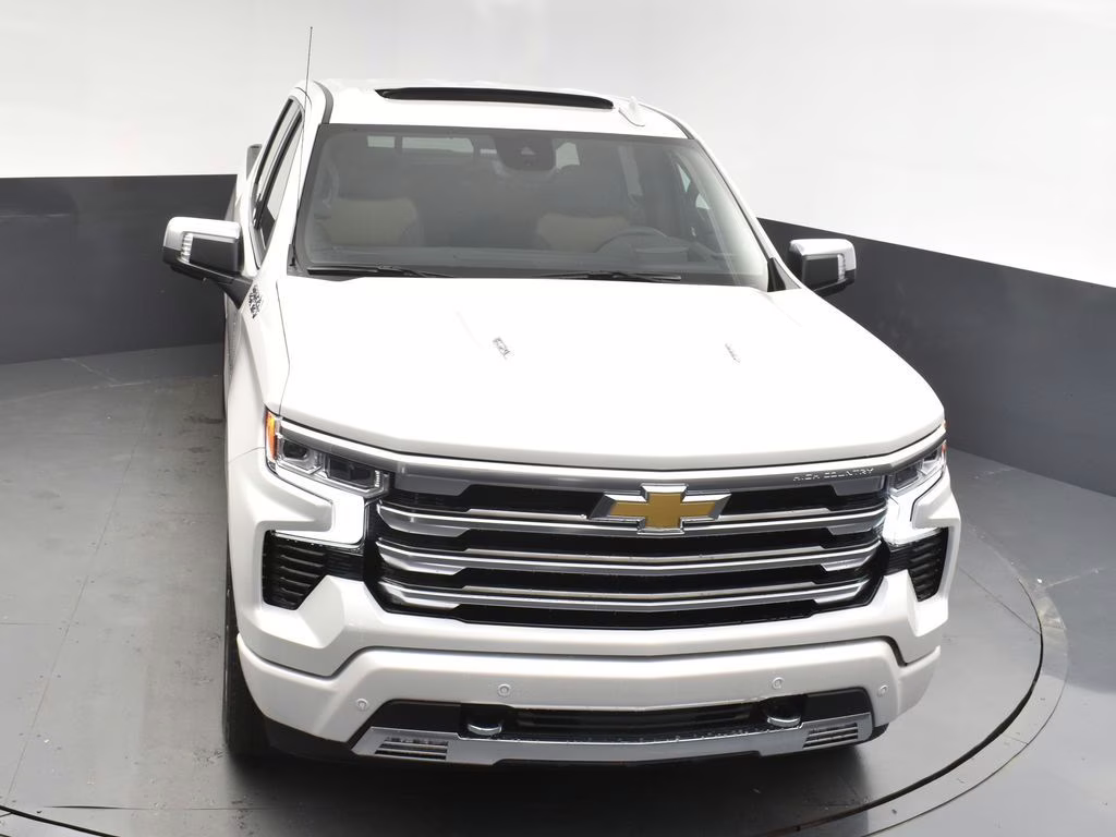 2025 Pearl Chevrolet Silverado 1500 High Country 4X4 Truck
