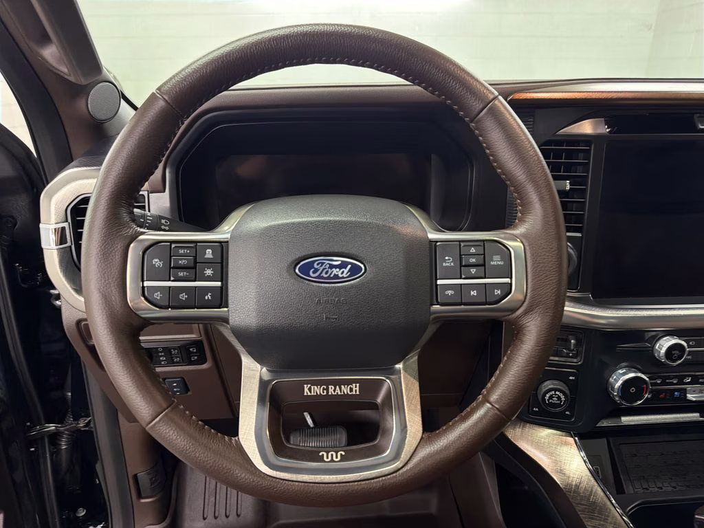 2025 Agate Black Metallic Ford F-150 King Ranch 4X4 Truck