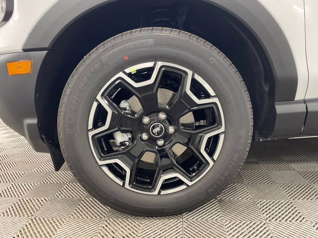 2025 OXFORD WHITE Ford Bronco Sport Outer Banks 4X4 SUV