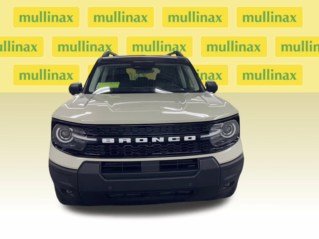 2025 Beige Ford Bronco Sport Outer Banks 4X4 SUV