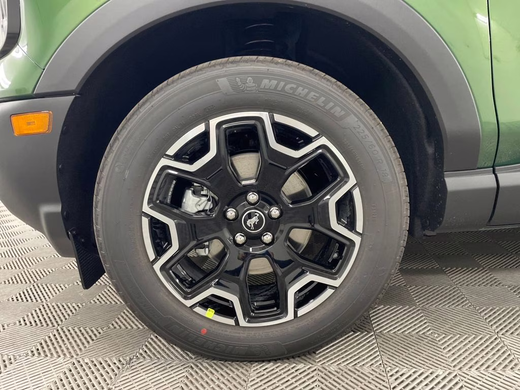 2025 ERUPTION GREEN Ford Bronco Sport Outer Banks 4X4 SUV