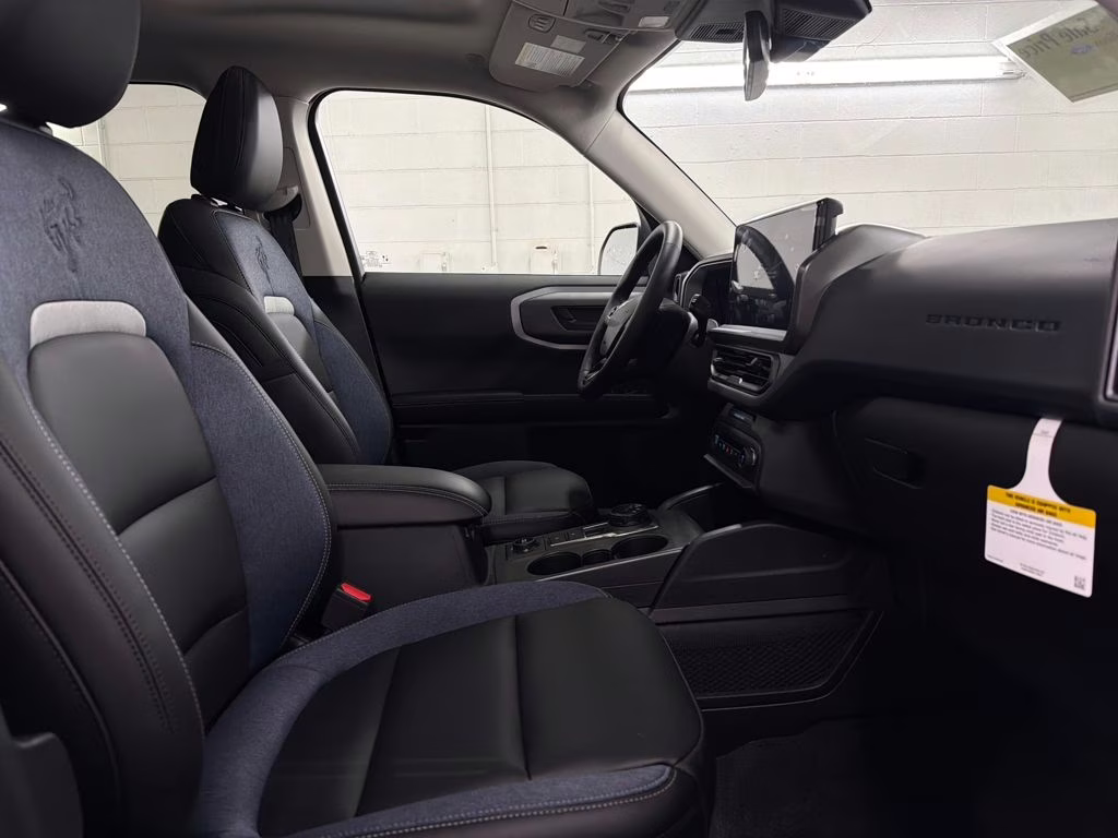 2025 SHADOW BLACK Ford Bronco Sport Outer Banks 4X4 SUV