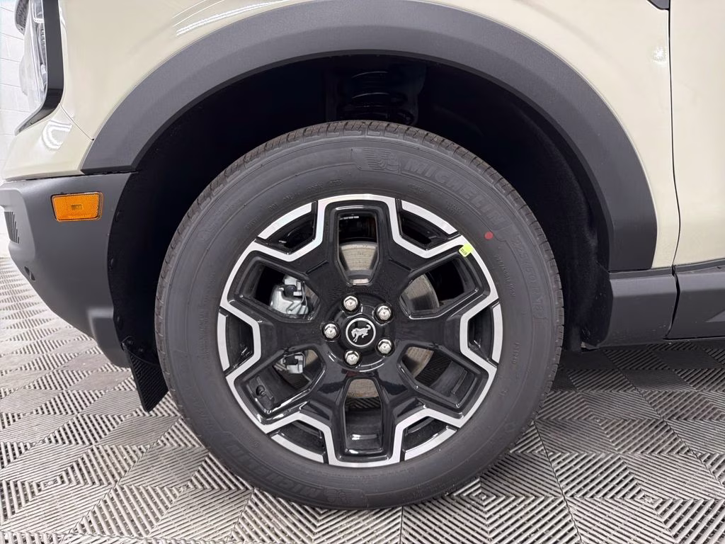 2025 Beige Ford Bronco Sport Outer Banks 4X4 SUV