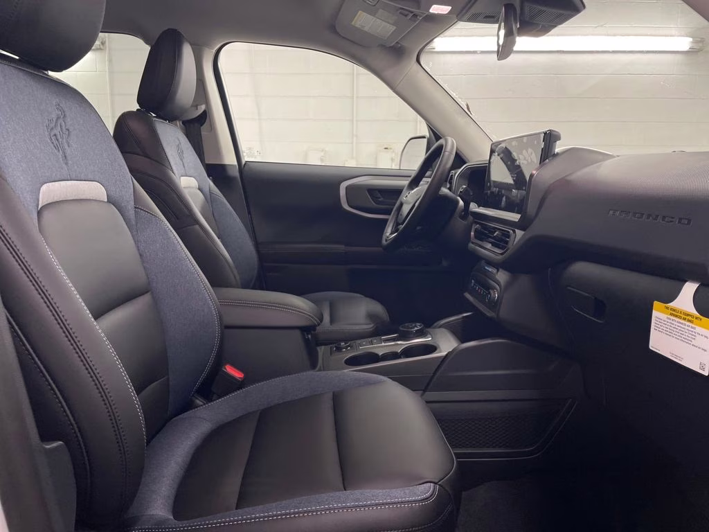 2025 OXFORD WHITE Ford Bronco Sport Outer Banks 4X4 SUV