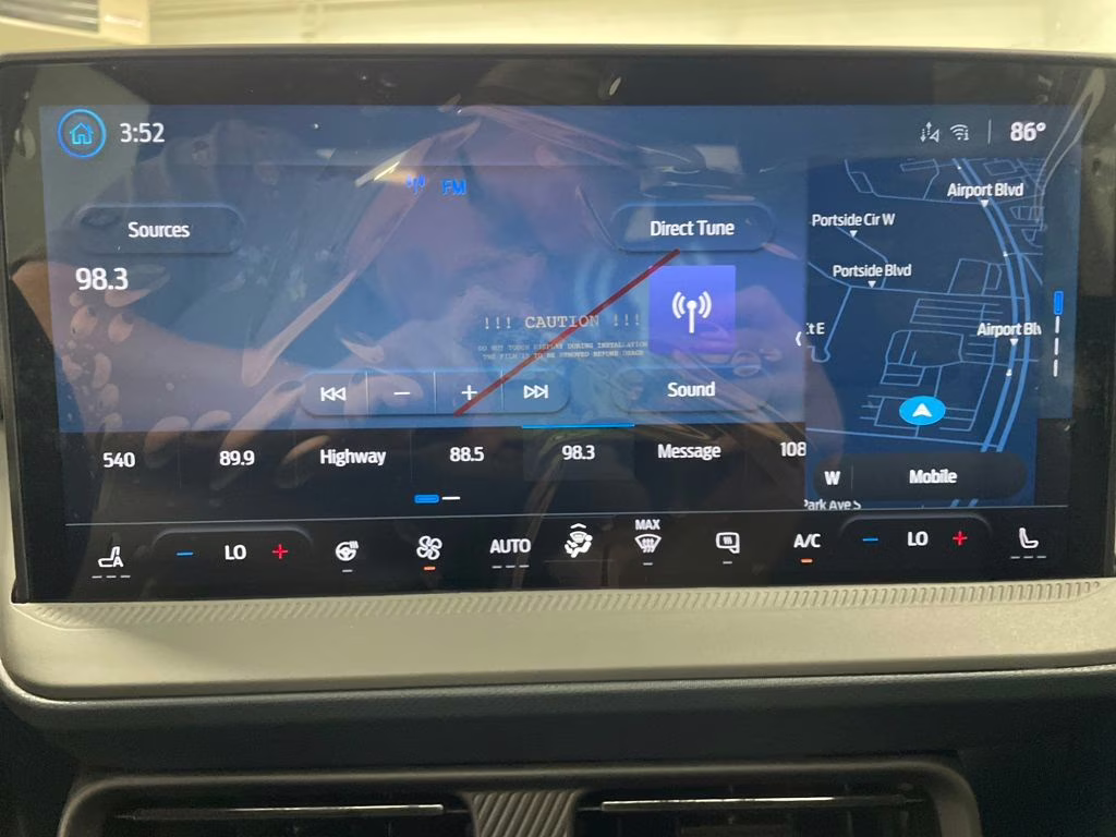 2025 SHADOW BLACK Ford Maverick Lobo High AWD Truck