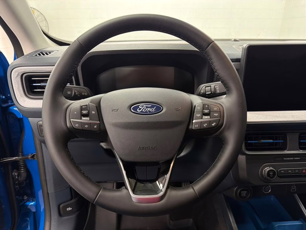 2025 VELOCITY BLUE Ford Maverick XLT FWD Truck