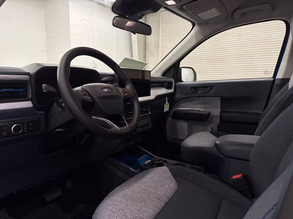 2025 VELOCITY BLUE Ford Maverick XLT FWD Truck