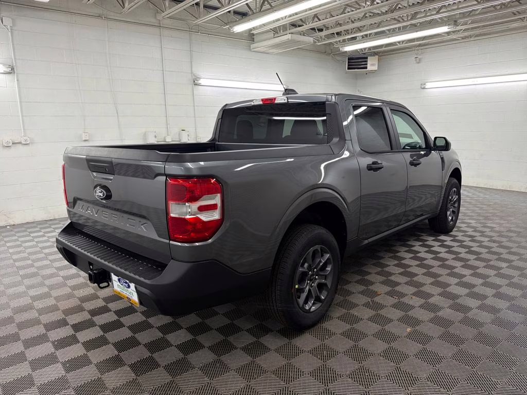 2026 CARBONIZED GRAY Ford Maverick XLT FWD Truck