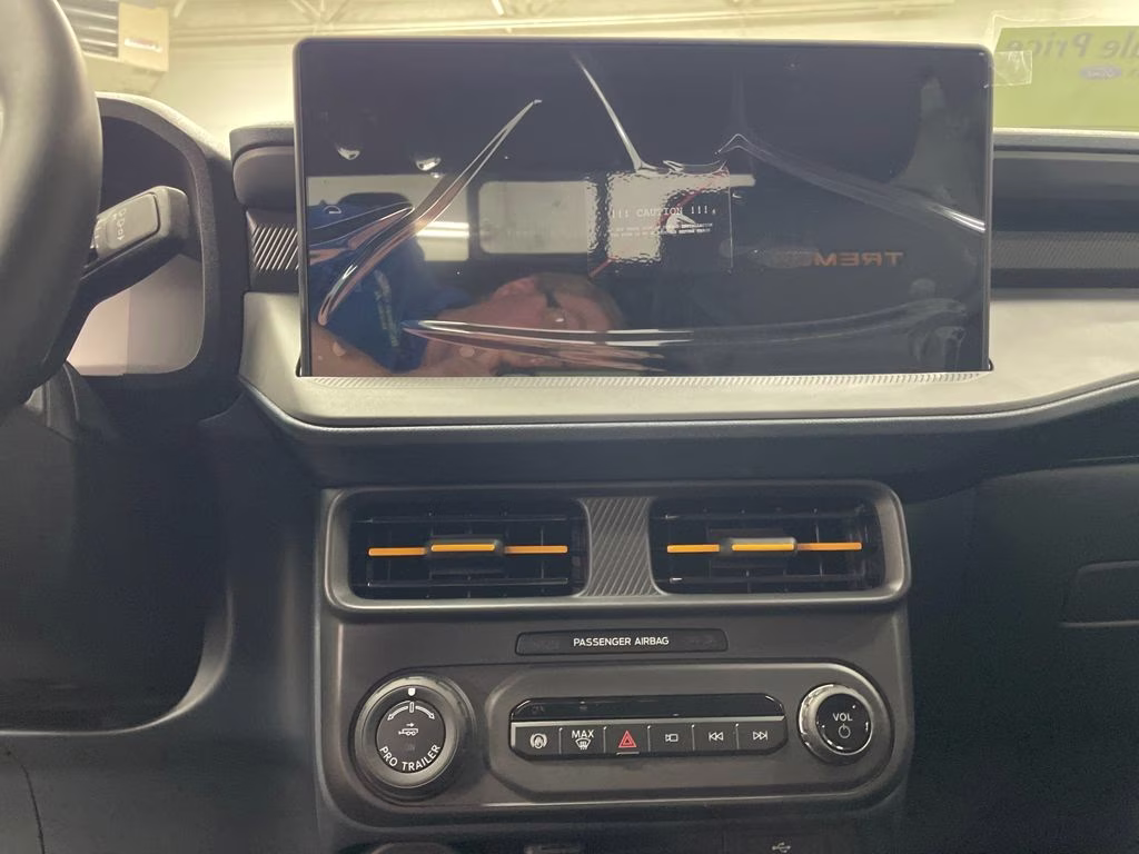 2025 SHADOW BLACK Ford Maverick Tremor AWD Truck