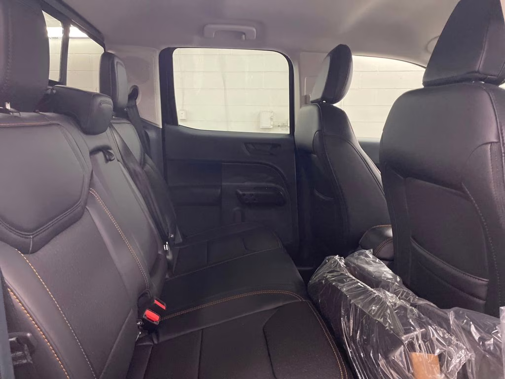 2025 SHADOW BLACK Ford Maverick Tremor AWD Truck