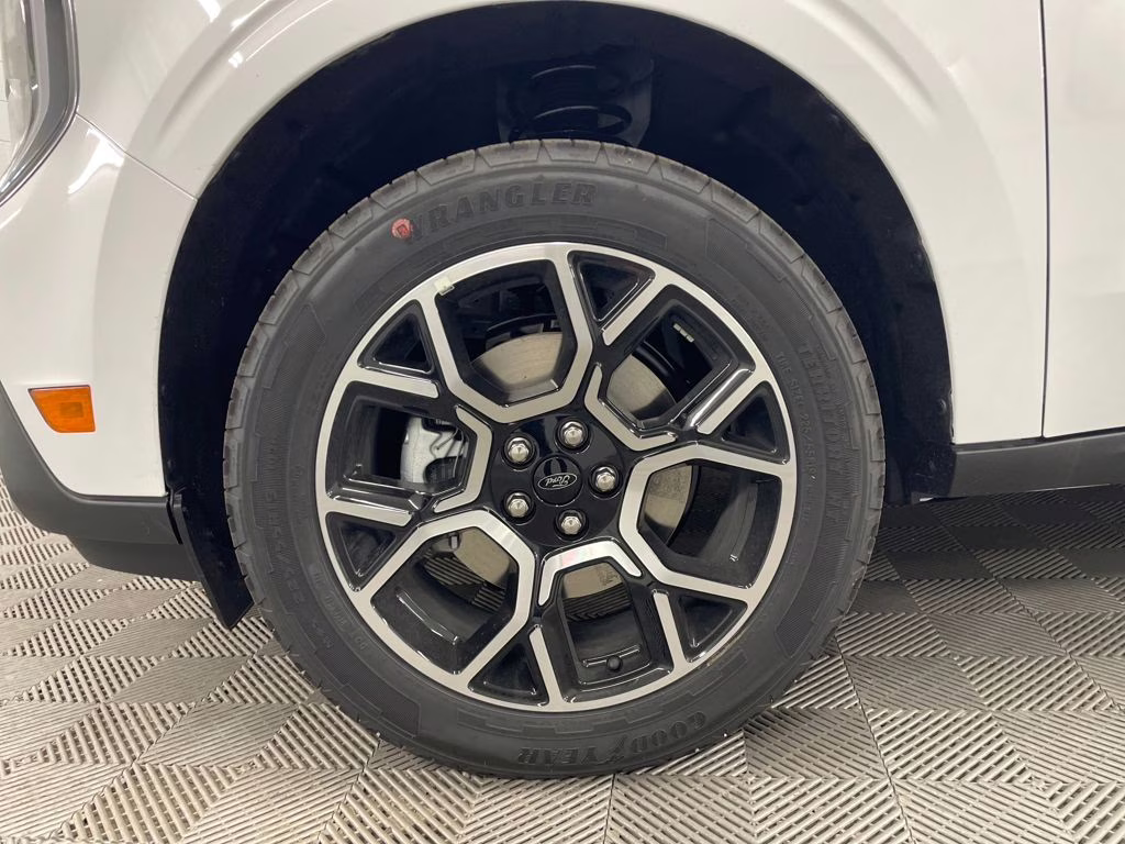 2025 OXFORD WHITE Ford Maverick Lariat AWD Truck