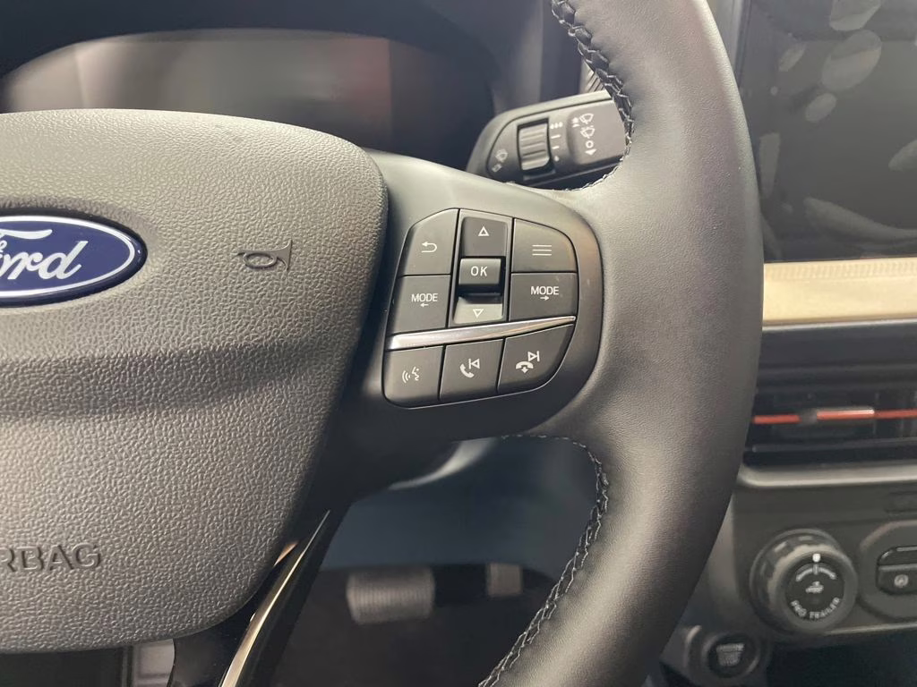 2025 SHADOW BLACK Ford Maverick Lariat AWD Truck