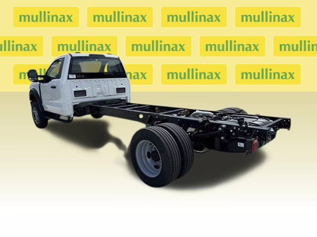 2024 Oxford White Ford Super Duty F-600 XL RWD Chassis