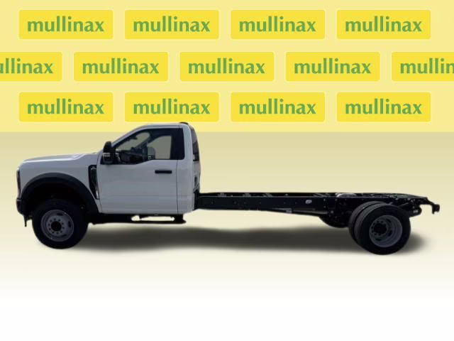 2024 Oxford White Ford Super Duty F-600 XL RWD Chassis