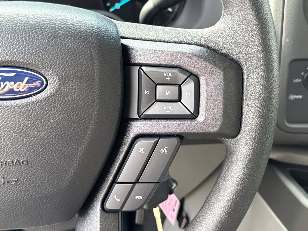 2026 Oxford White Ford E-350SD Base RWD Truck