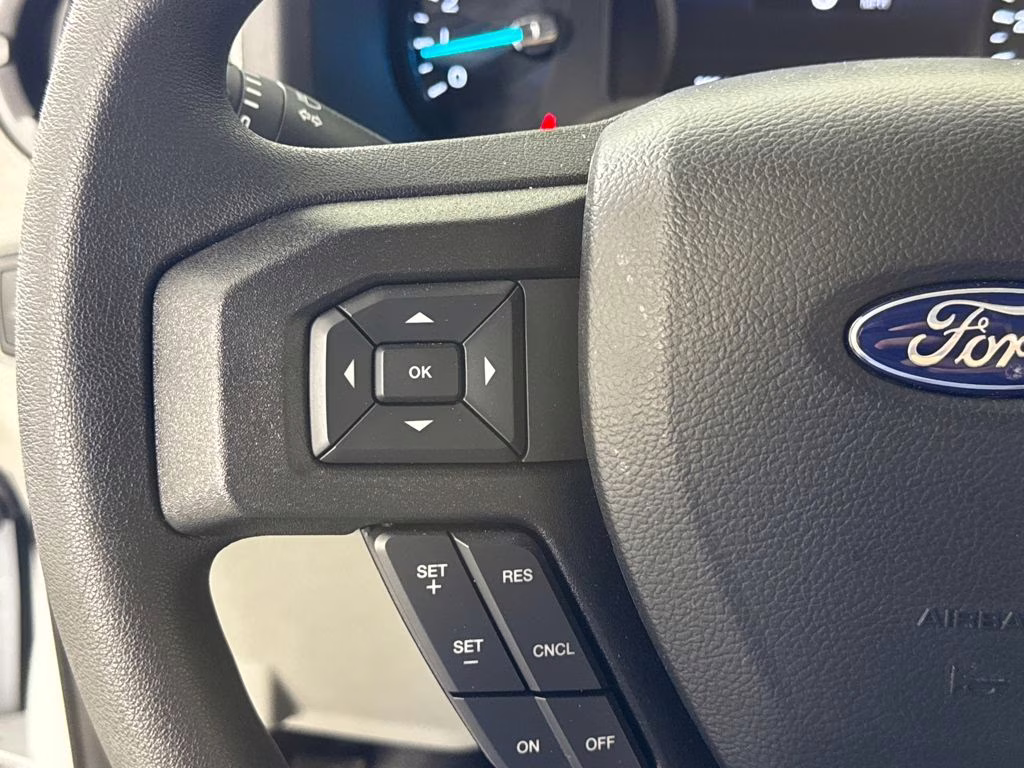 2026 Oxford White Ford E-350SD Base RWD Truck