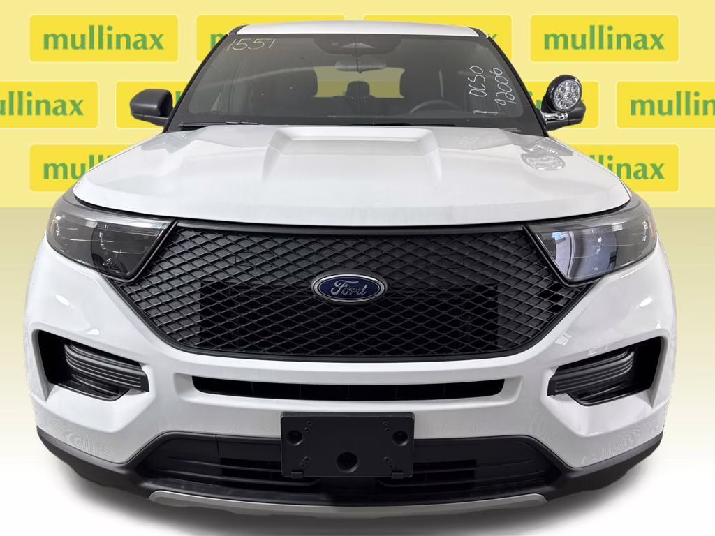 2025 Oxford White Ford Utility Police Interceptor Base AWD SUV