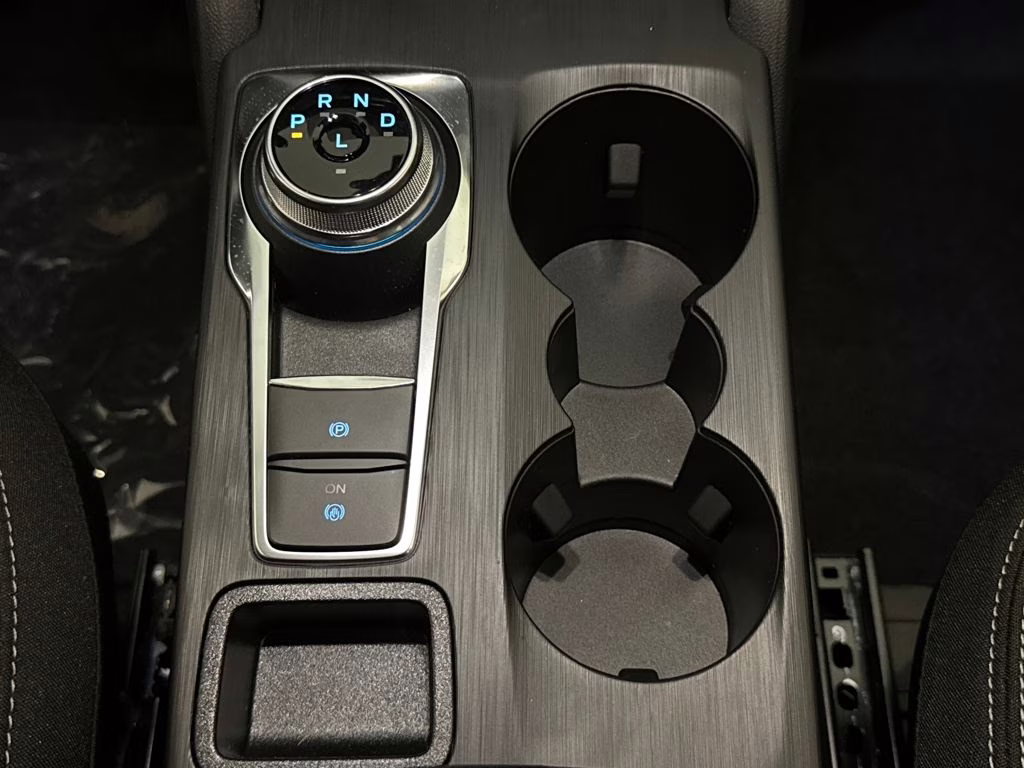 2026 Agate Black Metallic Ford Escape Active FWD SUV