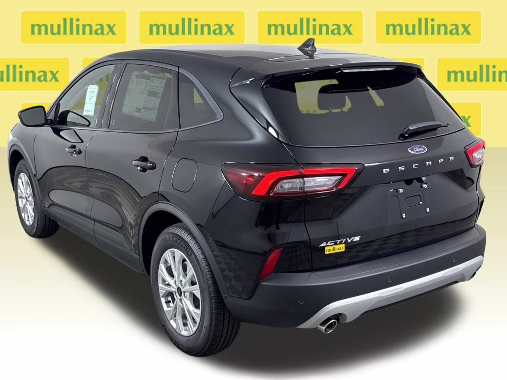2026 Agate Black Metallic Ford Escape Active FWD SUV