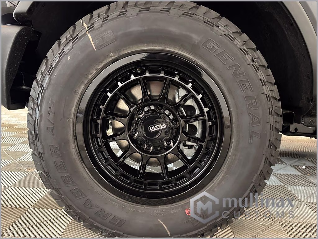 2026 Shadow Black Ford Bronco Big Bend 4X4 SUV