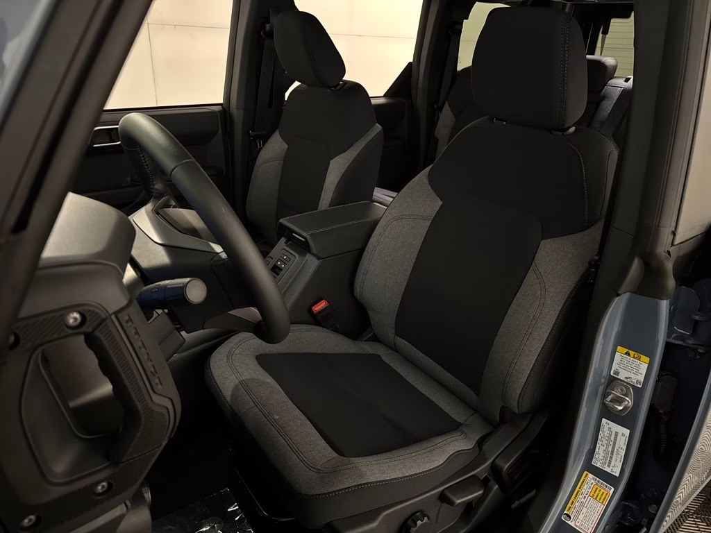 2025 Azure Gray Metallic Tri-Coat Ford Bronco Big Bend 4X4 SUV