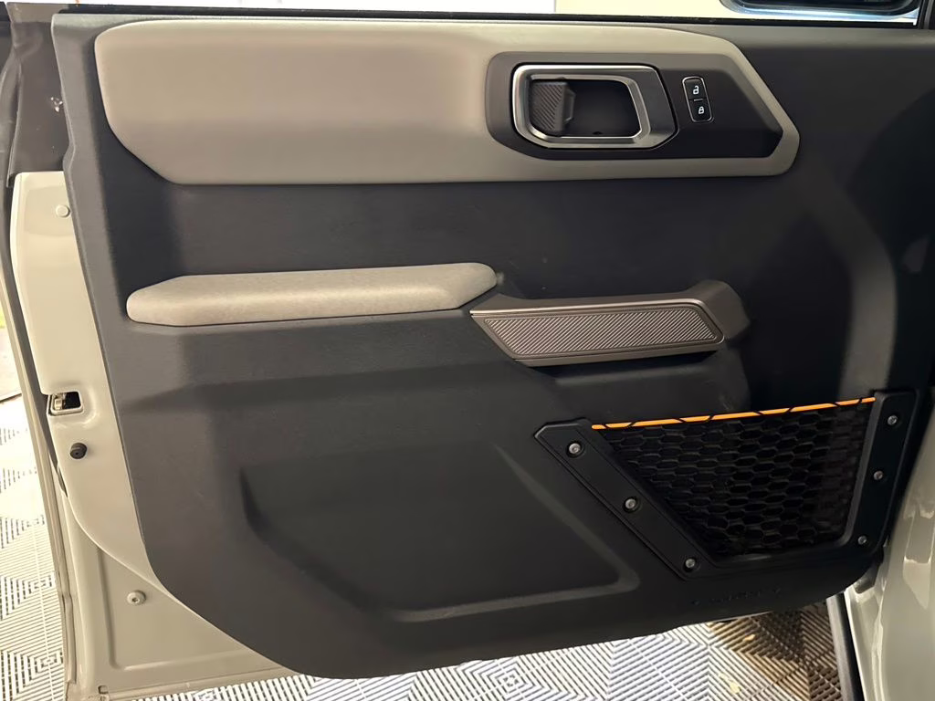 2023 Cactus Gray Ford Bronco Badlands 4X4 SUV