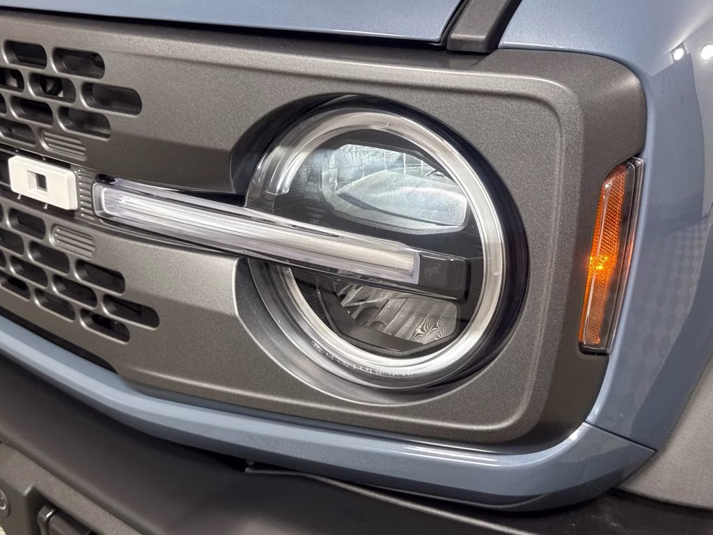 2025 Azure Gray Metallic Tri-Coat Ford Bronco Badlands 4X4 SUV